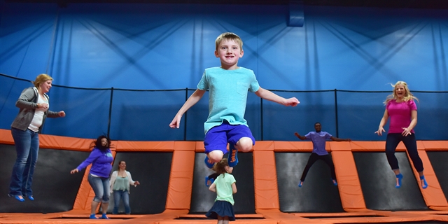 Knuckleheads Trampoline Park