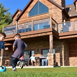 Children playing outside the Lake Delton Waterfront Villas.