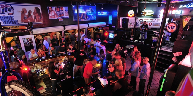 A crowd at Mama's Garage.