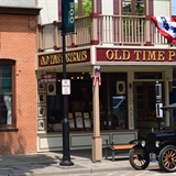 exterior with old car