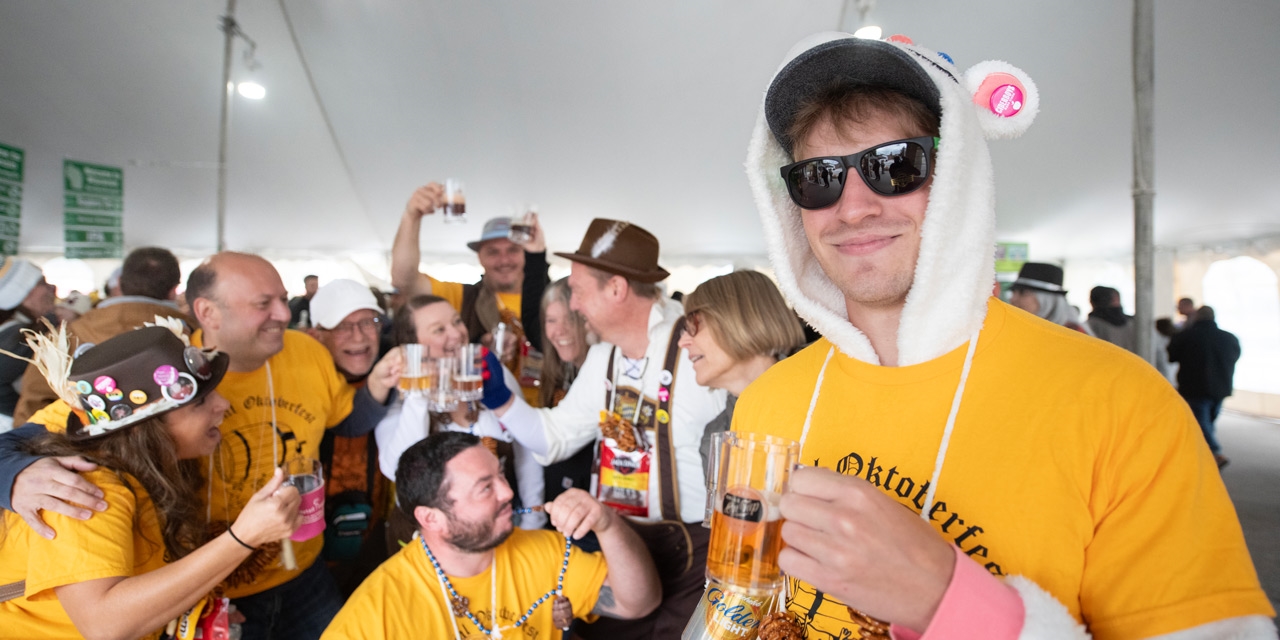 Party group all wearing yellow.