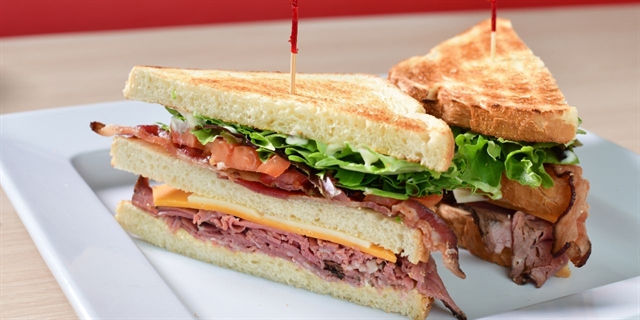 Sandwich at Tommy Salami's.